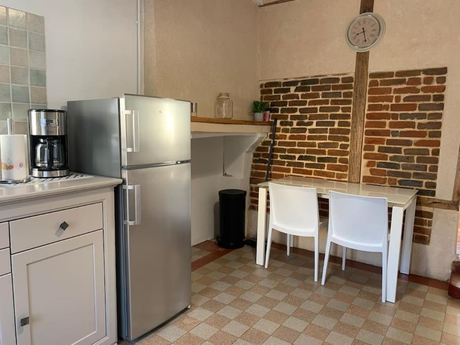 La Parencelle Proche Boulerie Jump, Pec, Circuit Vila Yvré-lʼÉvêque Exterior foto